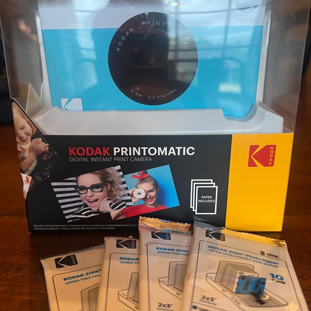 Kodak Printomatic Instant Print Camera - Blue
